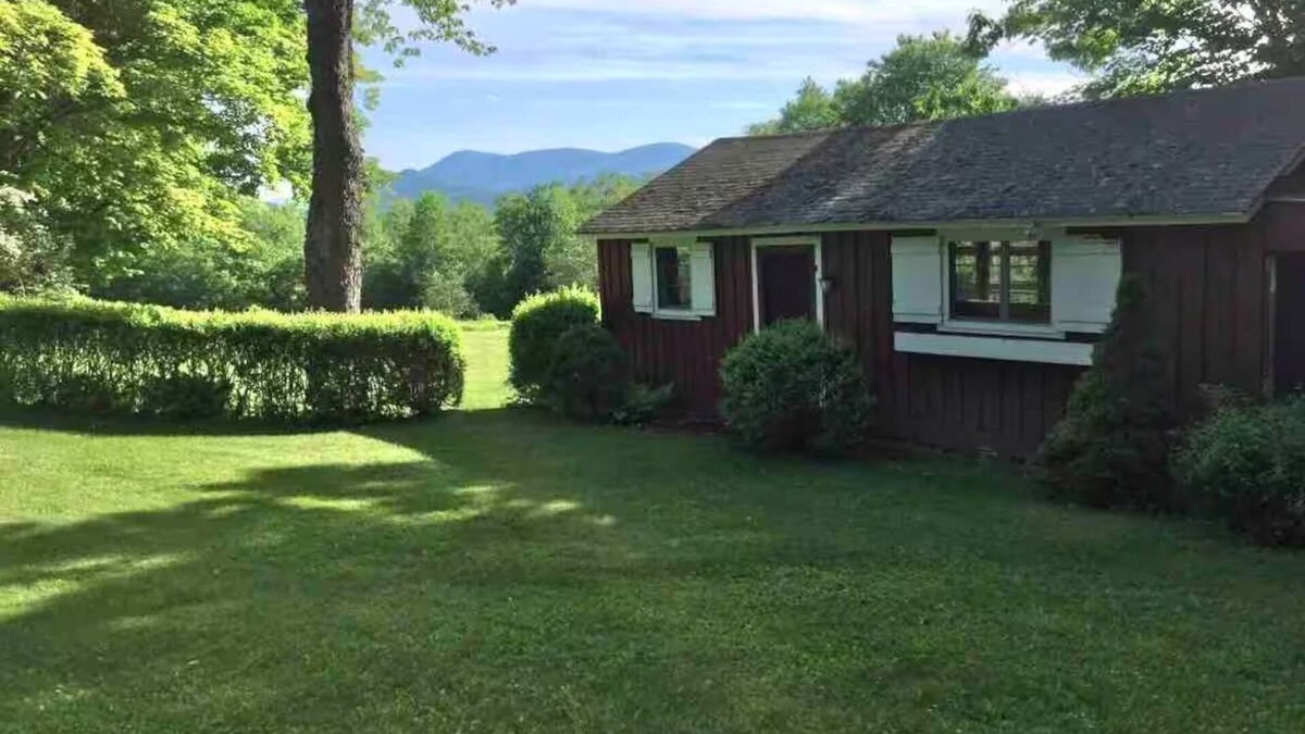 Clarksburg Cabin | Berkshire Mountain Cottage - Spectacular Views of Mount Greylock