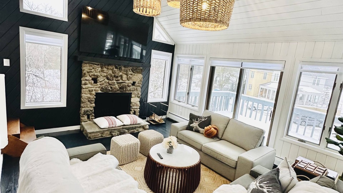 Monterey House | Berkshire Ski House on Lake Garfield w/HT By Great Barrington