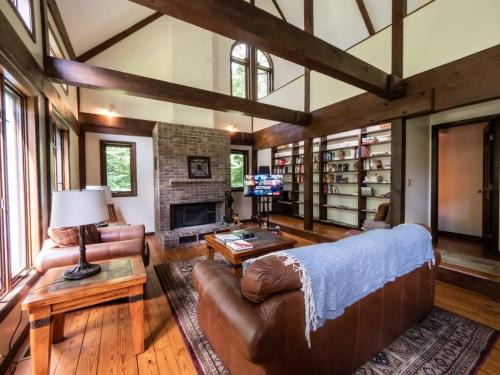 Becket House | Berkshire Vacation Rentals: Pristine Home In Becket Woods