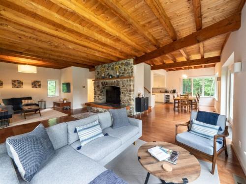 Egremont House | Berkshire Vacation Rentals: High End Berkshires Getaway