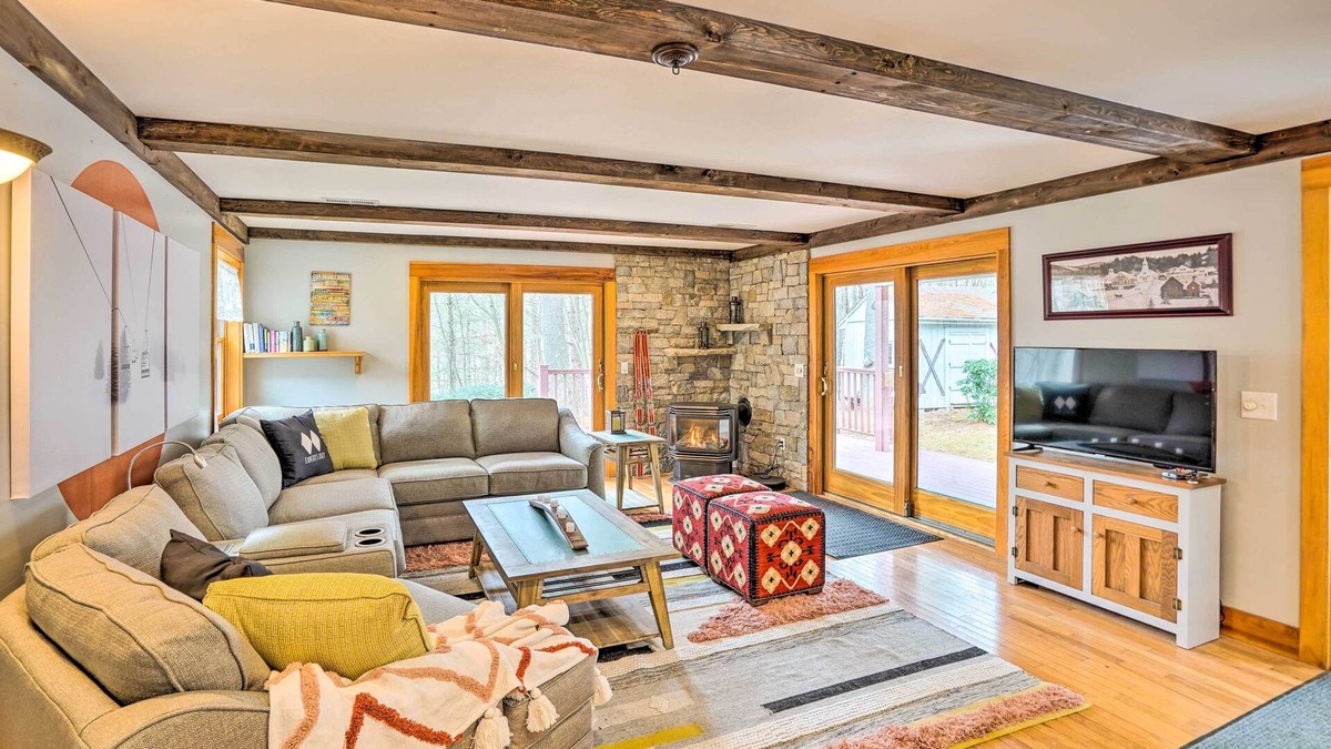 Charlemont Condo | Berkshires Getaway < 1 Mi Skiing & Hiking!
