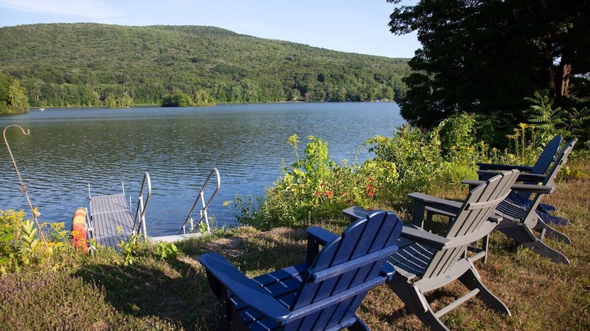 Cheshire House | Berkshires Lakefront Retreat by Evergreen Home