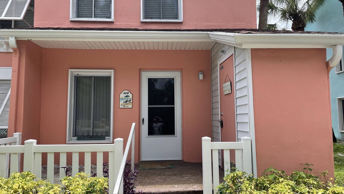 Bayview House | Bermuda Bay Beach & Racquet Club