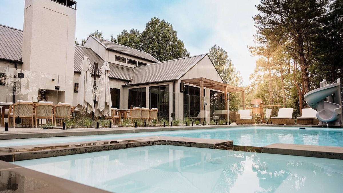 Berry House | Berry Luxury Barn House