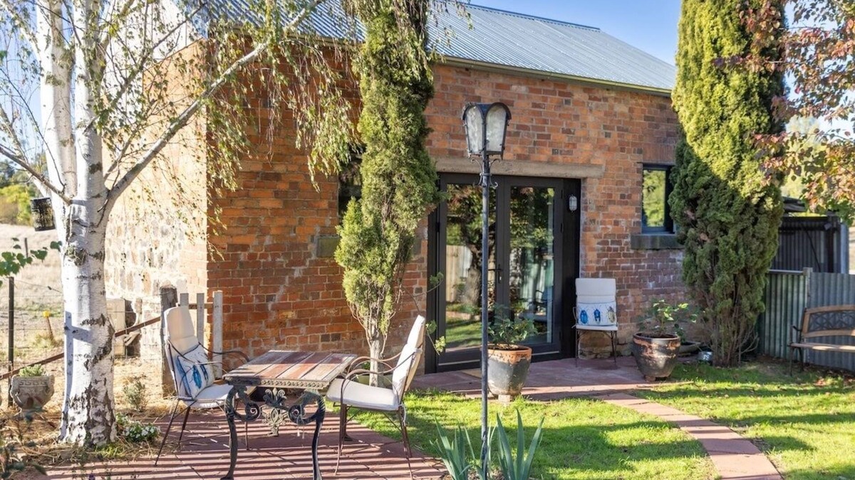 Taradale House | BERRY STABLE - CHINOISERIE CHIC IN TARADALE