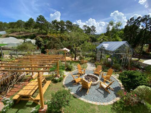Da Lat Cabin | Berry Valley Homestay