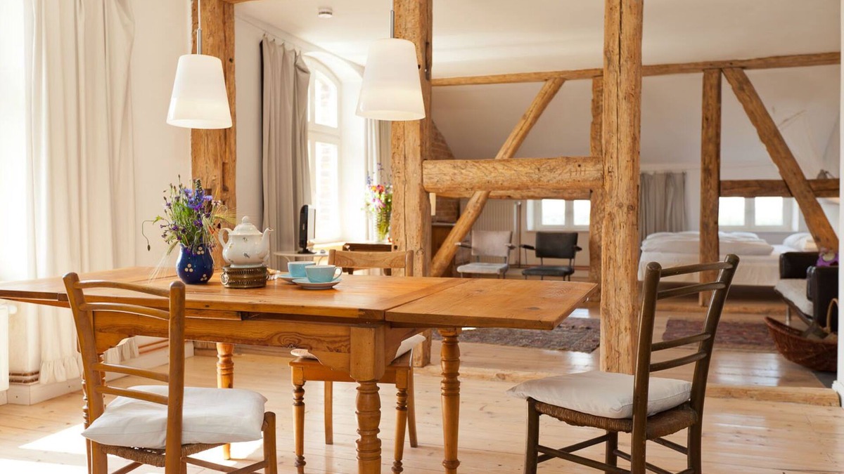 Alt Suhrkow Apartment | Bertha - Ferienwohnung auf Gut Pohnstorf