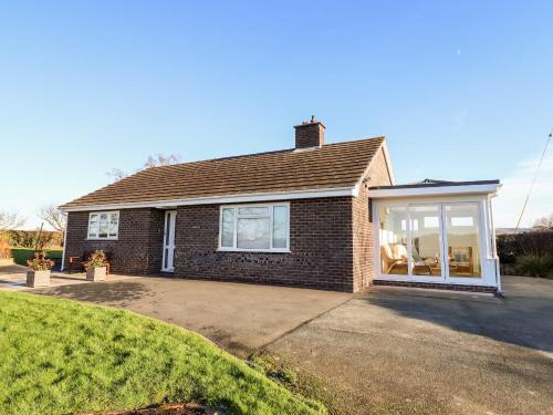 Kingswood House | Berwyn View