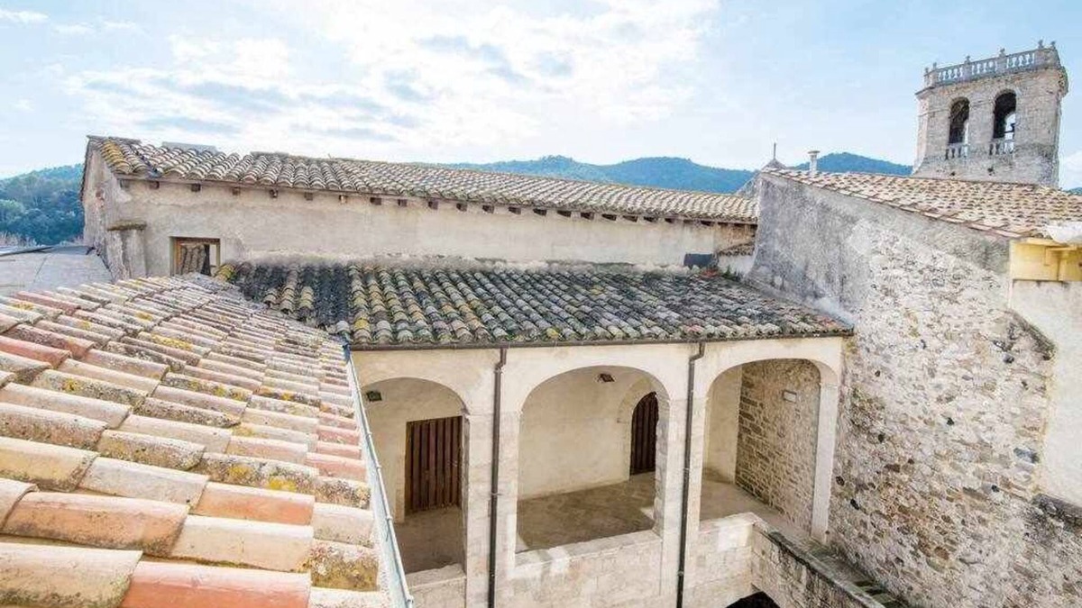Besalu Apartment | Besalú 2-2 Newly renovated apt in the old town