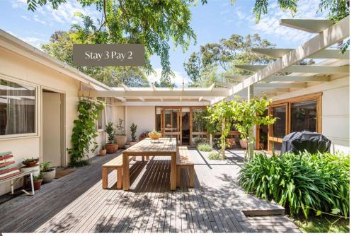 Merricks Beach House | Bessie at Merricks Beach