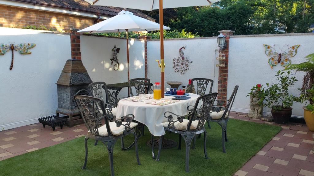 Chapel Allerton Bed & Breakfast | Best Area Close to Leeds Centre