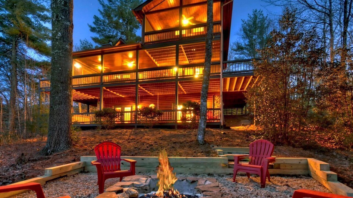 Blue Ridge Cabin | Best Blue Ridge Location: Cozy Cabin w/Hot Tub, Fire Pit & Games
