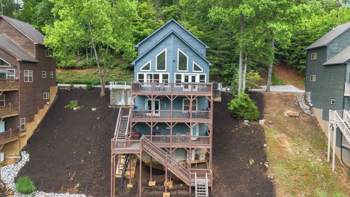 Lakeside Estates House | Best cove on Norris – no wake, near marina's & jumping bridge