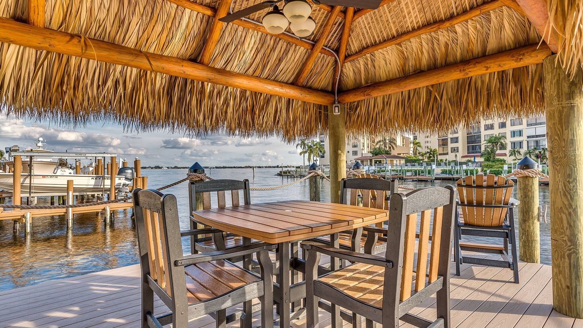 Caloosahatchee House | Best Home in the Cape! Brand New Remodel! - River View! - Tiki Hut on the Water!