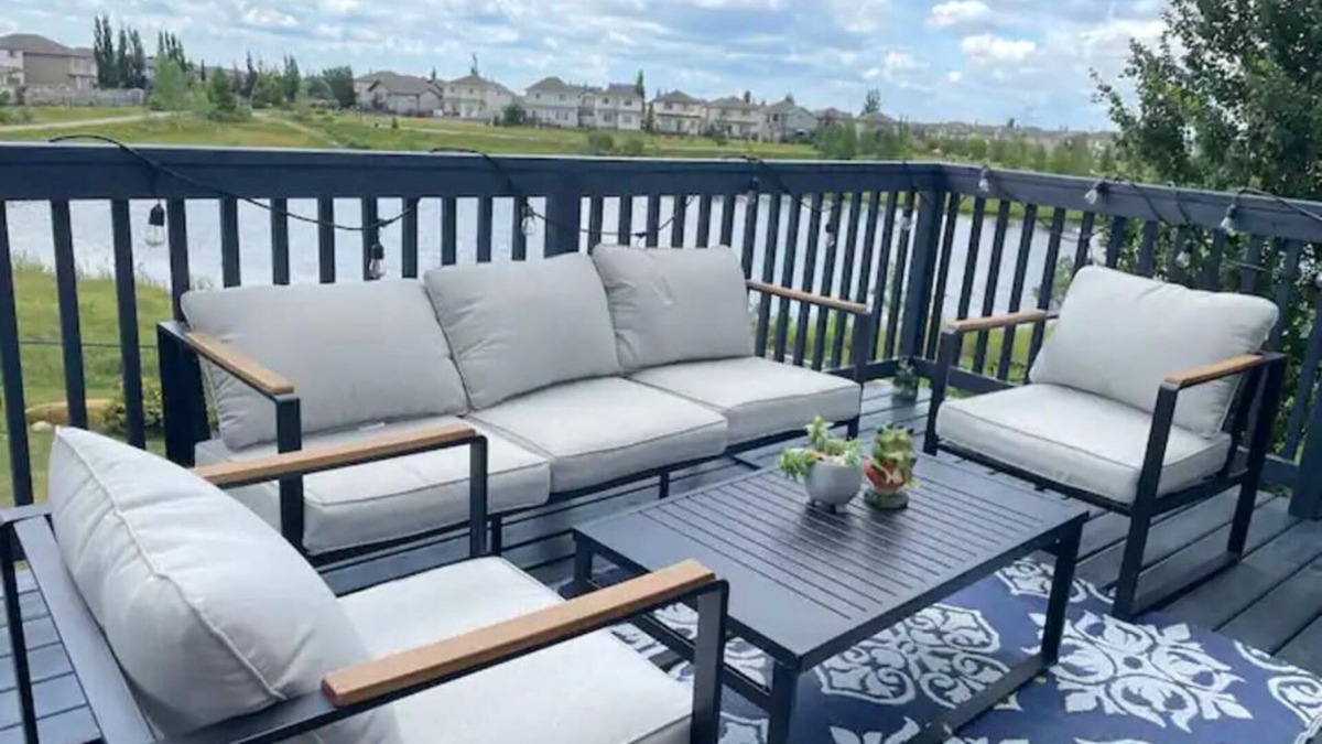 Southeast Edmonton House | Best home with lakeview access peace and quite place for family