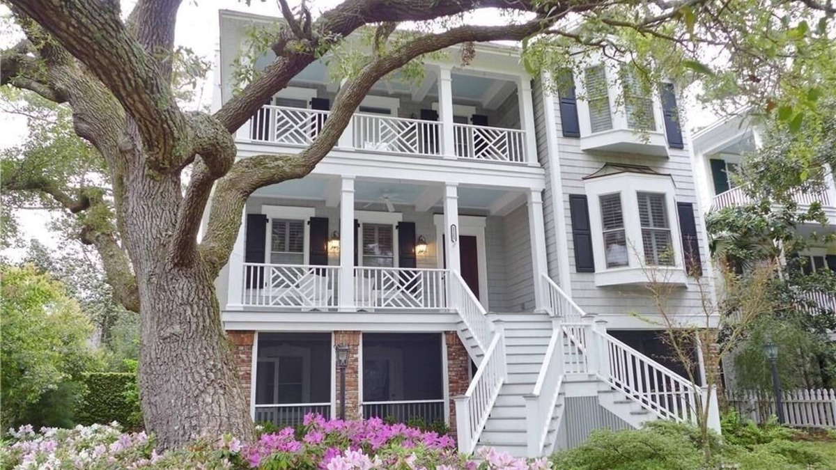 East Beach House | Best House on East Beach! Seconds from the beach! Heated pool!