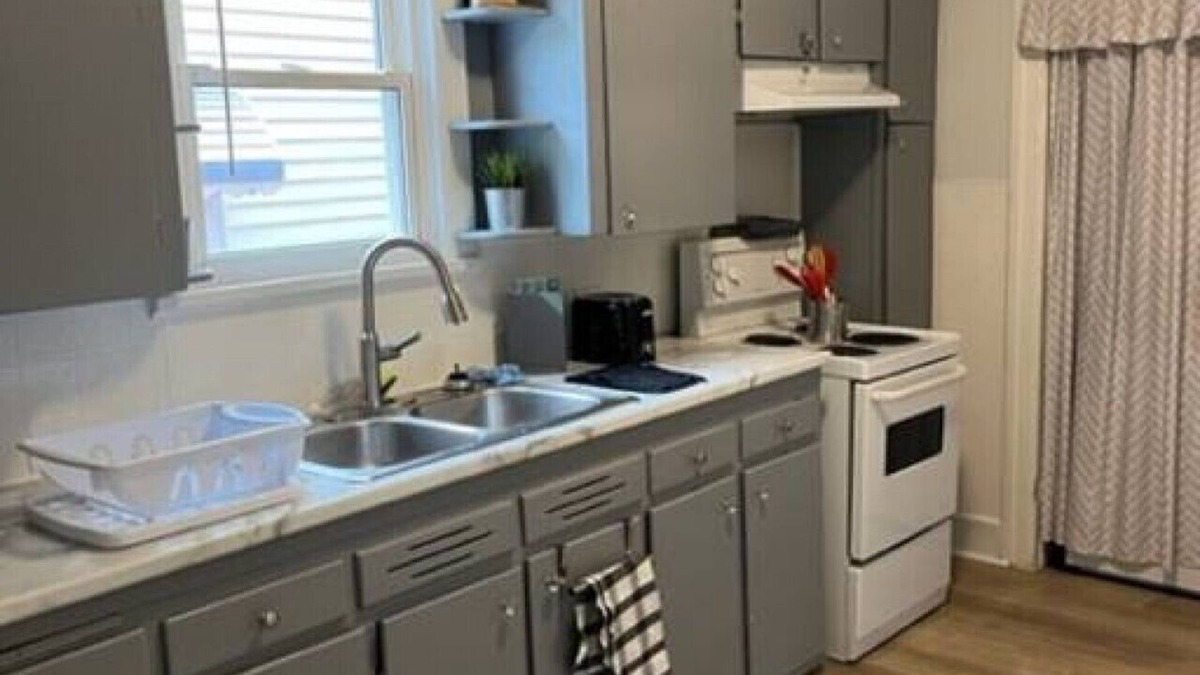 Walkerville House | Best Kept Secret in Walkerville! Cheerful 2BD Home