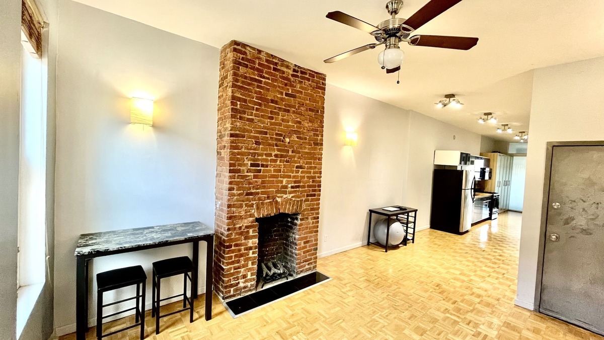 Bushwick Apartment | BEST Location: Brooklyn hip meets modern zen