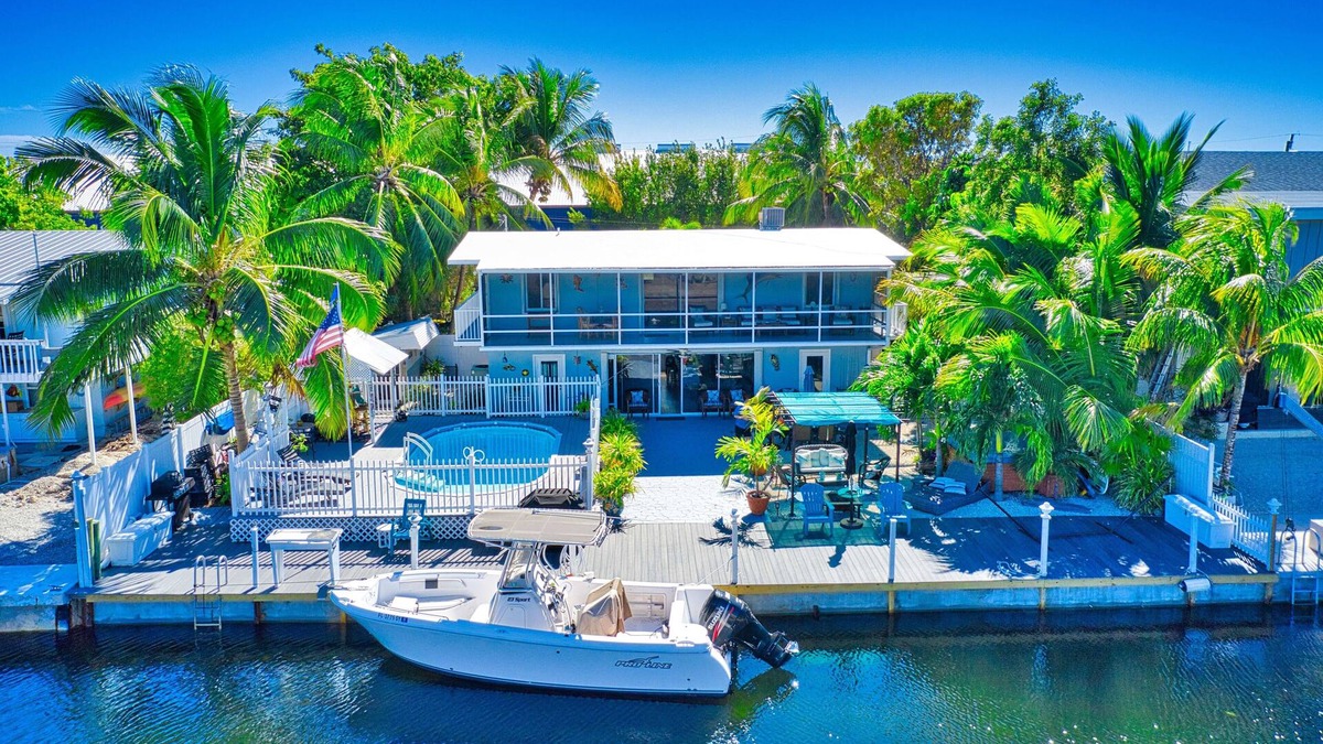 Sunshine Estates House | Best Location for Your best vacation!
