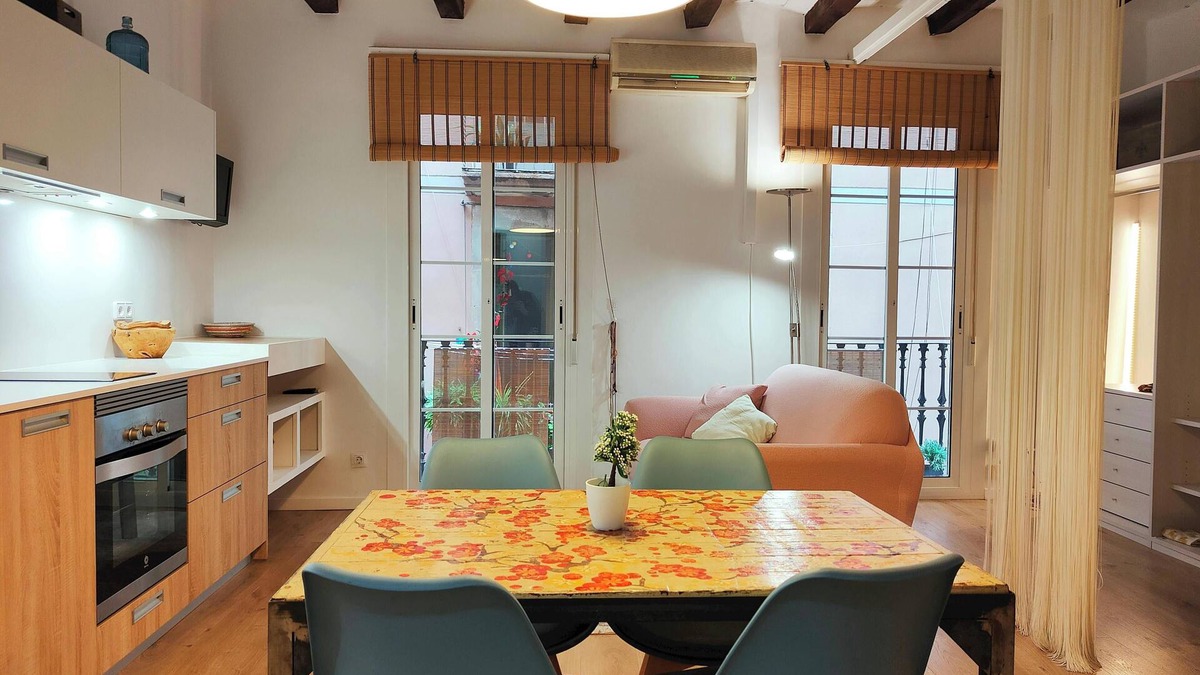 El Born Apartment | Best location in El Born, modern & super comfy