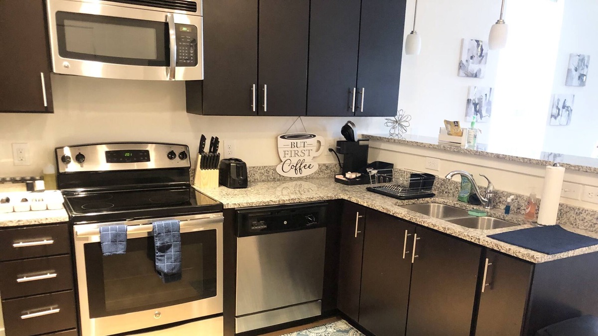 Fells Point Apartment | Best Location in Fells Point!! Walker's Paradise!