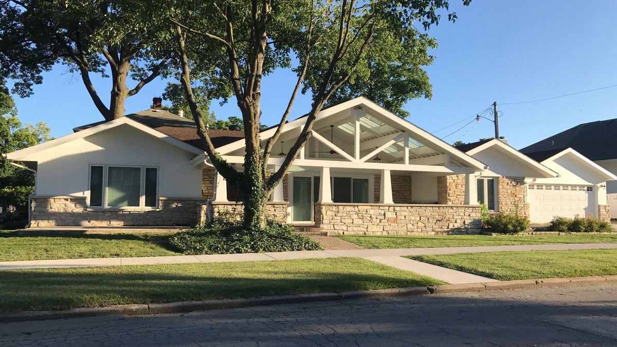 Northeast South Bend House | Best Location In South Bend - Check the map!