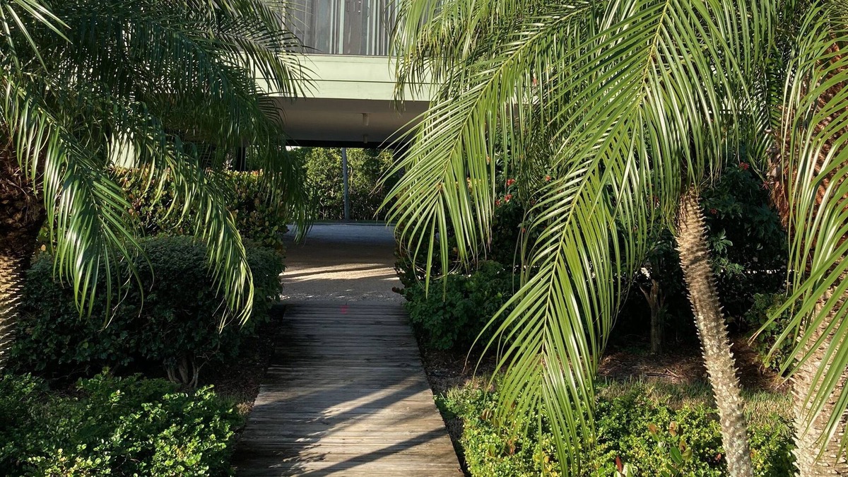 Bokeelia Condo | Best location on Pine Island on Jug Creek in the Bocilla Island Club Unit I-49
