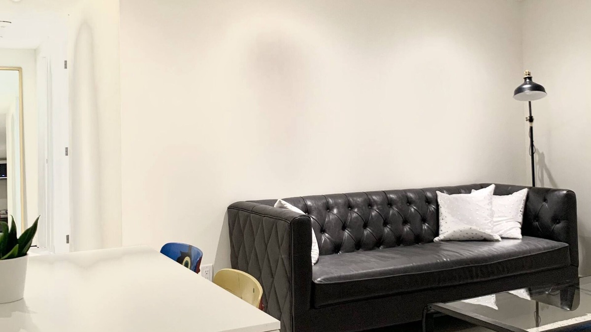 Waterloo Apartment | Best Location uptown Waterloo, beside Park. Small Clean Private Room (C)