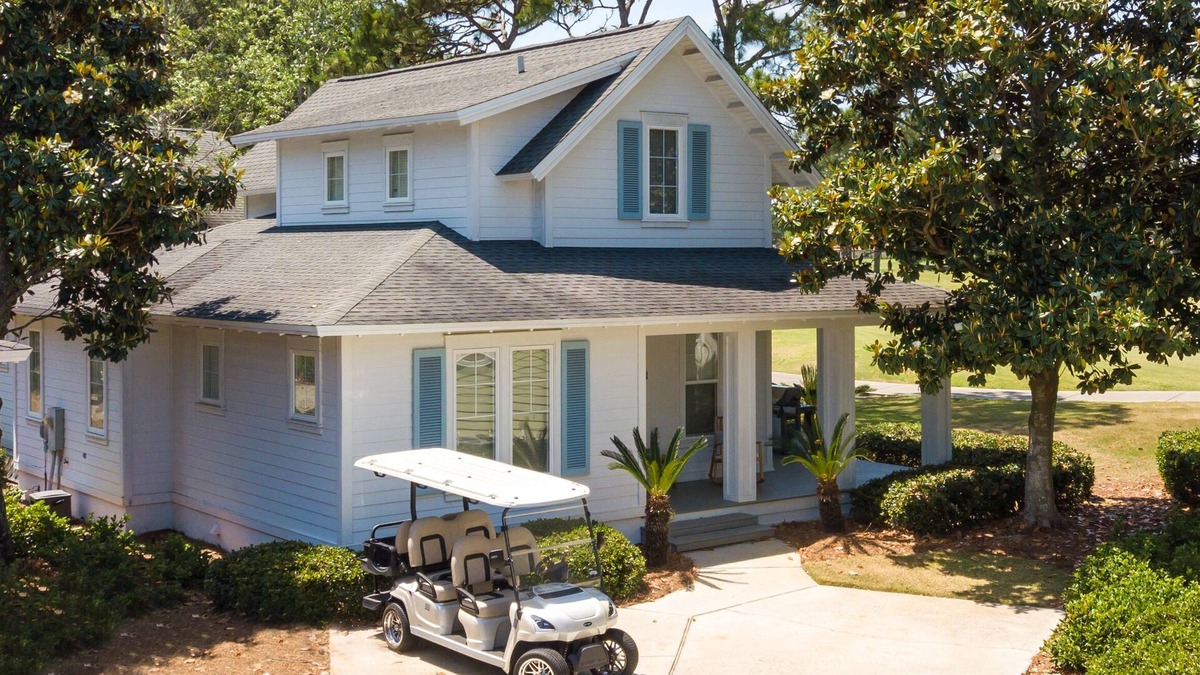 Laurel Grove House | Best Lot Laurel Grove; Porch w/Grill Lake &Golf Views New Golf Cart Pool Hot Tub