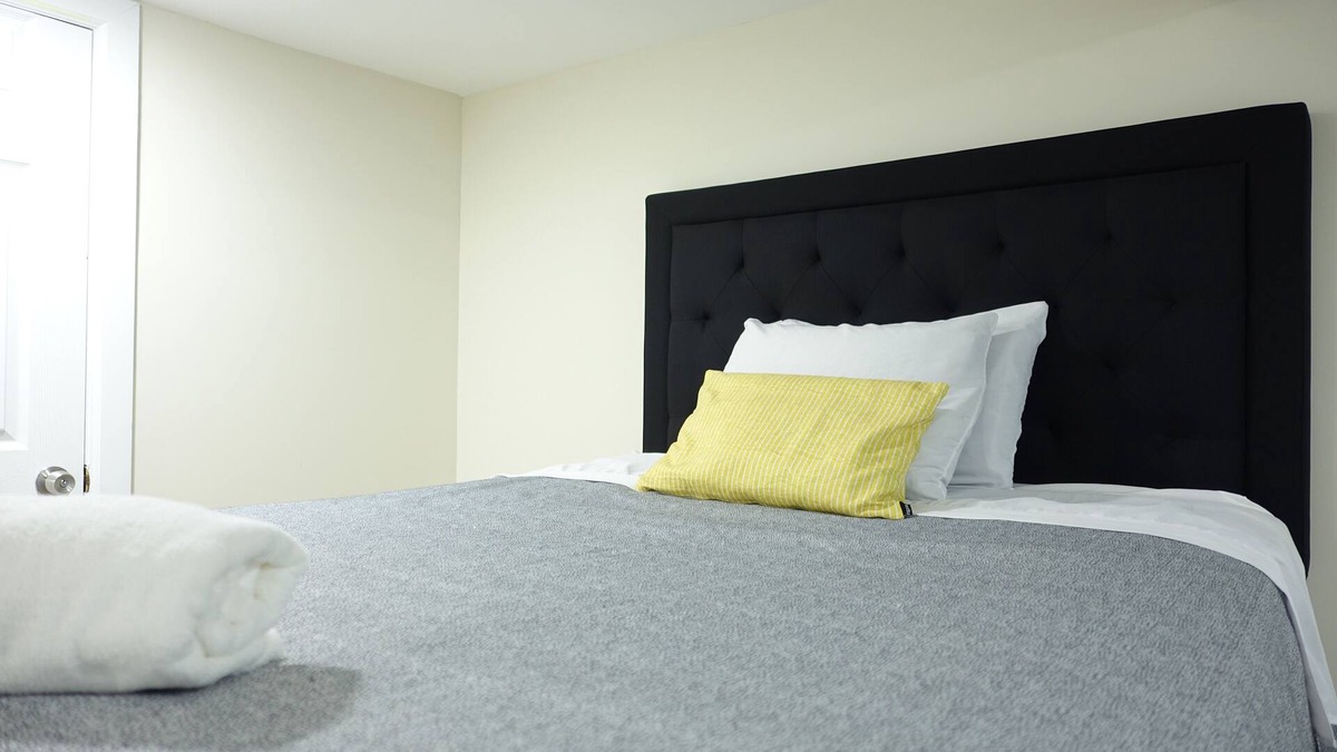 Hillside Apartment | ⭐️ Best NYC Studio✈️EWR Airport Layover+Free Parking