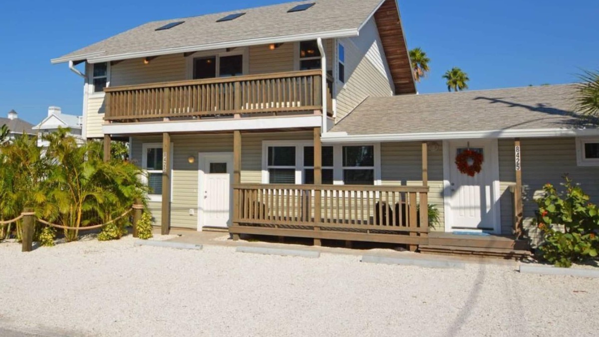 Sunset Beach House | BEST OF THE BEACH luxurious house just steps from the sand ALL the amenities!