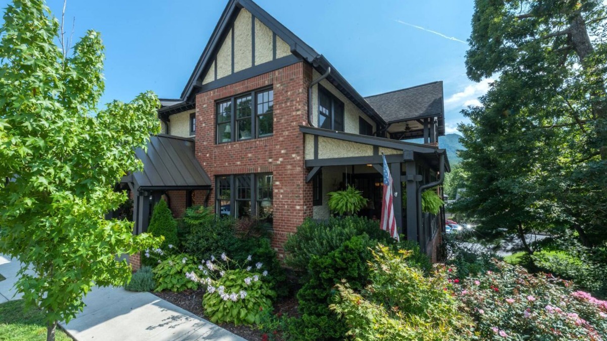 Cheshire House | Best of Times | Mountain View, Covered Porch & 5 Min. to Downtown Black Mtn!