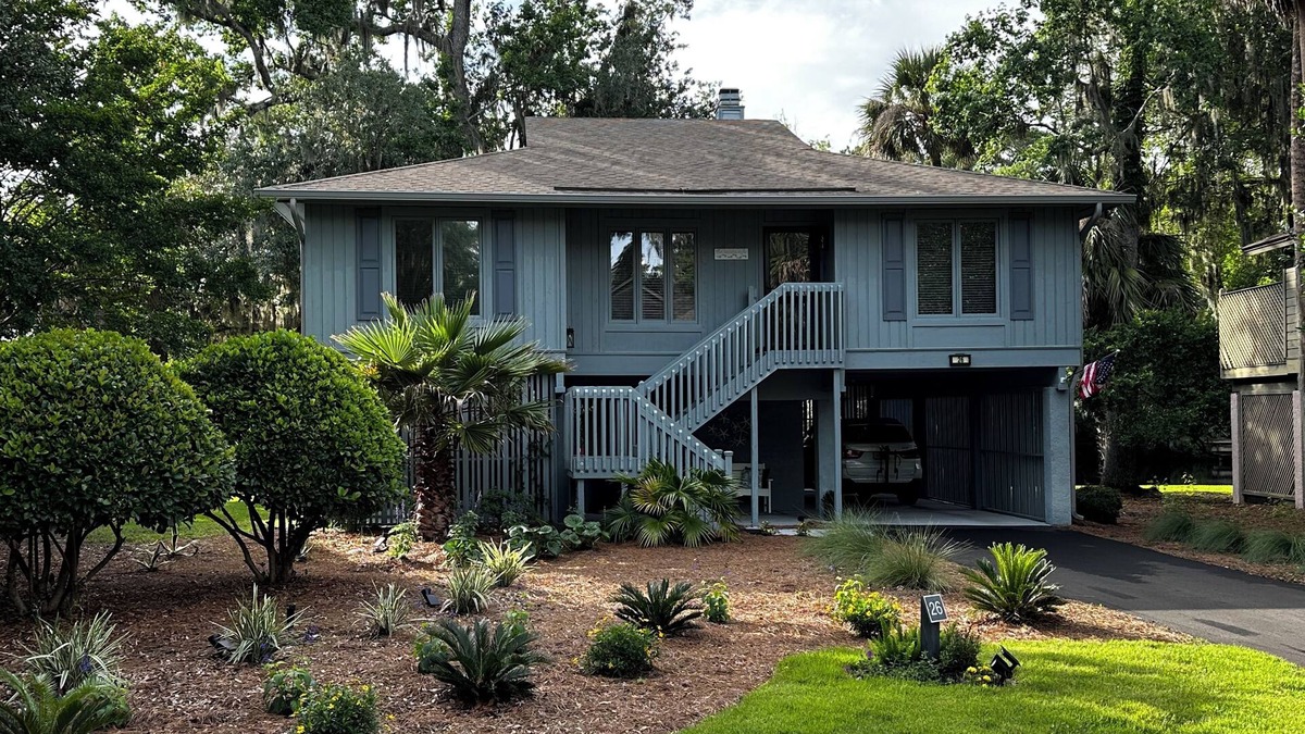 Shipyard Plantation House | Best on island! Shipyard Beach & Golf Adjacent, Lagoon Front,Bikes Beach chairs!