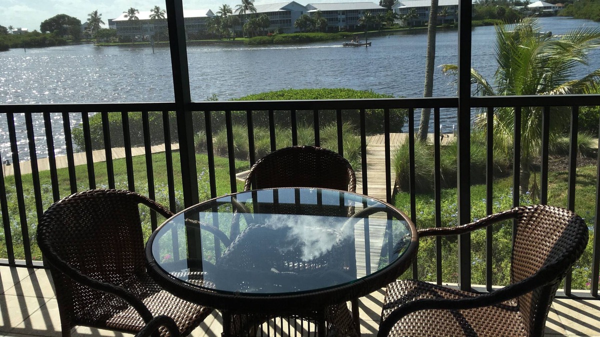 Bokeelia Condo | Best Pine Island Location In The Beautiful Bocilla Island Club Bokeelia