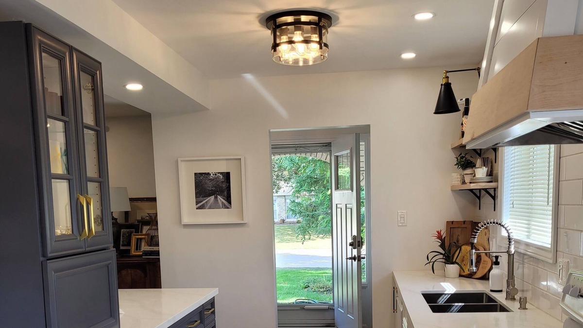Fergus House | Best place to be, it's full of charm and it's in a very convenient location!