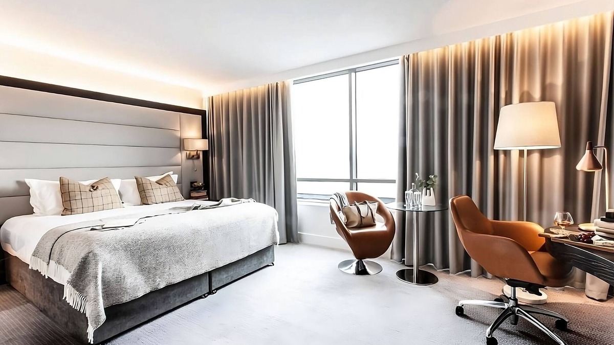 City Centre Dublin Hotel | Best Place to Stay in Ireland! Minutes to Wicklow Mountains National Park