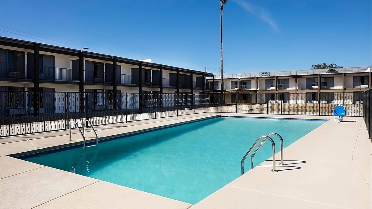 Downtown Tucson Hotel | Best Place to Stay in Arizona! Free Parking, Outdoor Pool, Near Rialto Theatre