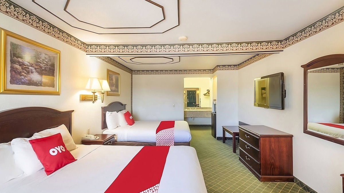 Three Rivers House | Best Place to Stay in Texas! 3 Great Units, Pet-Friendly, Outdoor Pool!