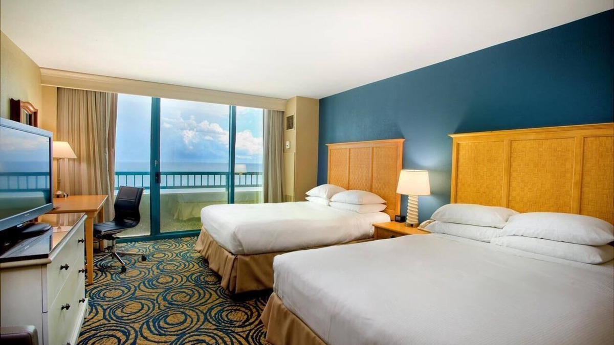 Brush - Stewarts Hotel | Best Place to Unwind ! 3 Units w/Pool & Hot Tub!
