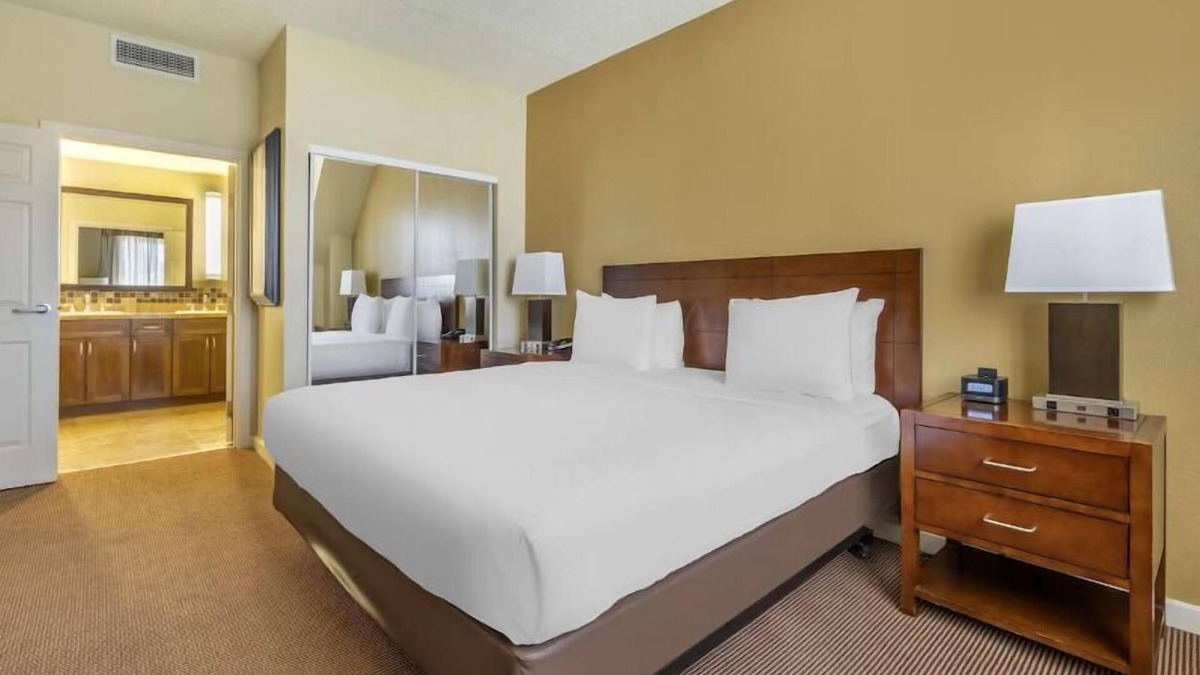 South Lake Tahoe Hotel | Best Place to Stay in California! 2 Comfortable Units, Outdoor Pool, Parking!