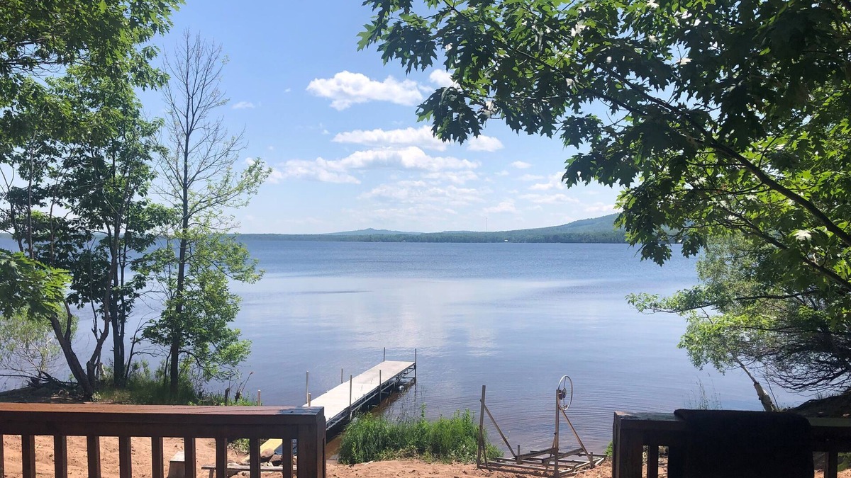 Big Bay Cabin | BEST SAND BEACH ON LAKE INDEPENDENCE