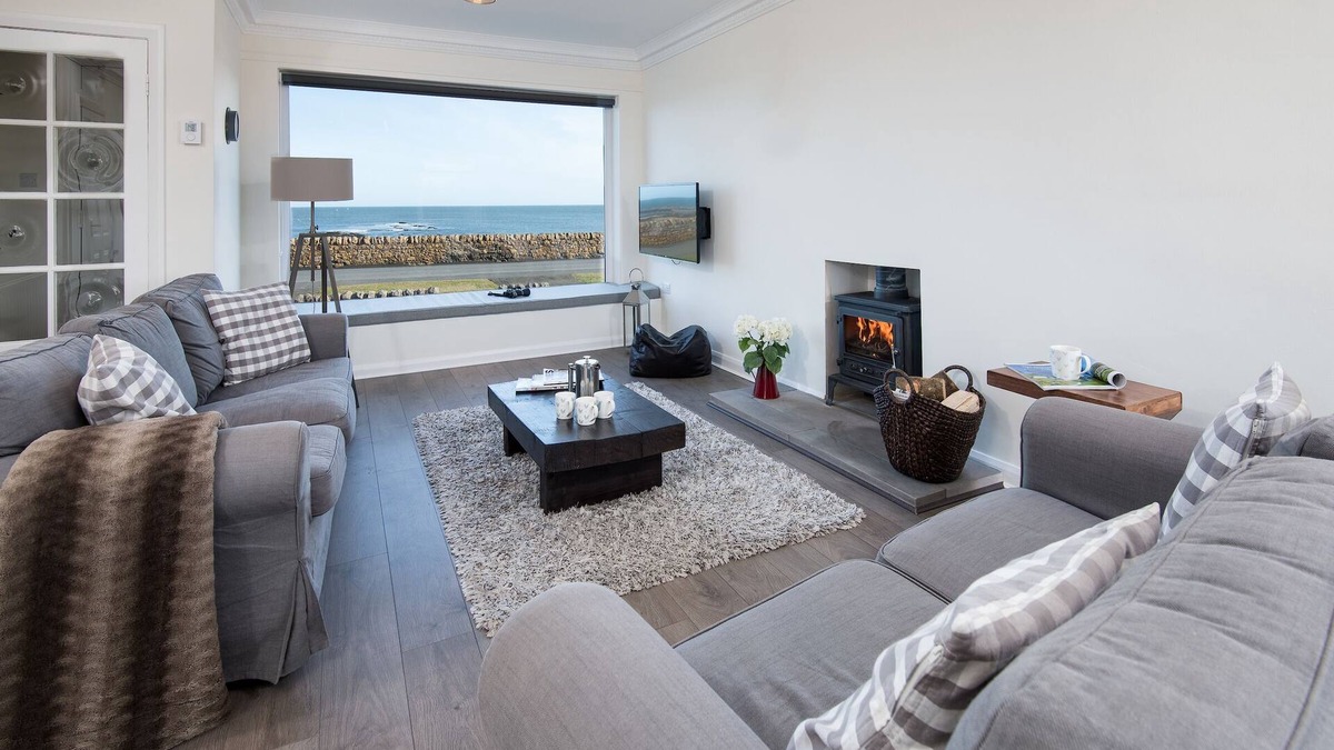 Beadnell House | Best Sea Views- The Beach House, Beadnell, Northumberland - Fabulous Sea Views
