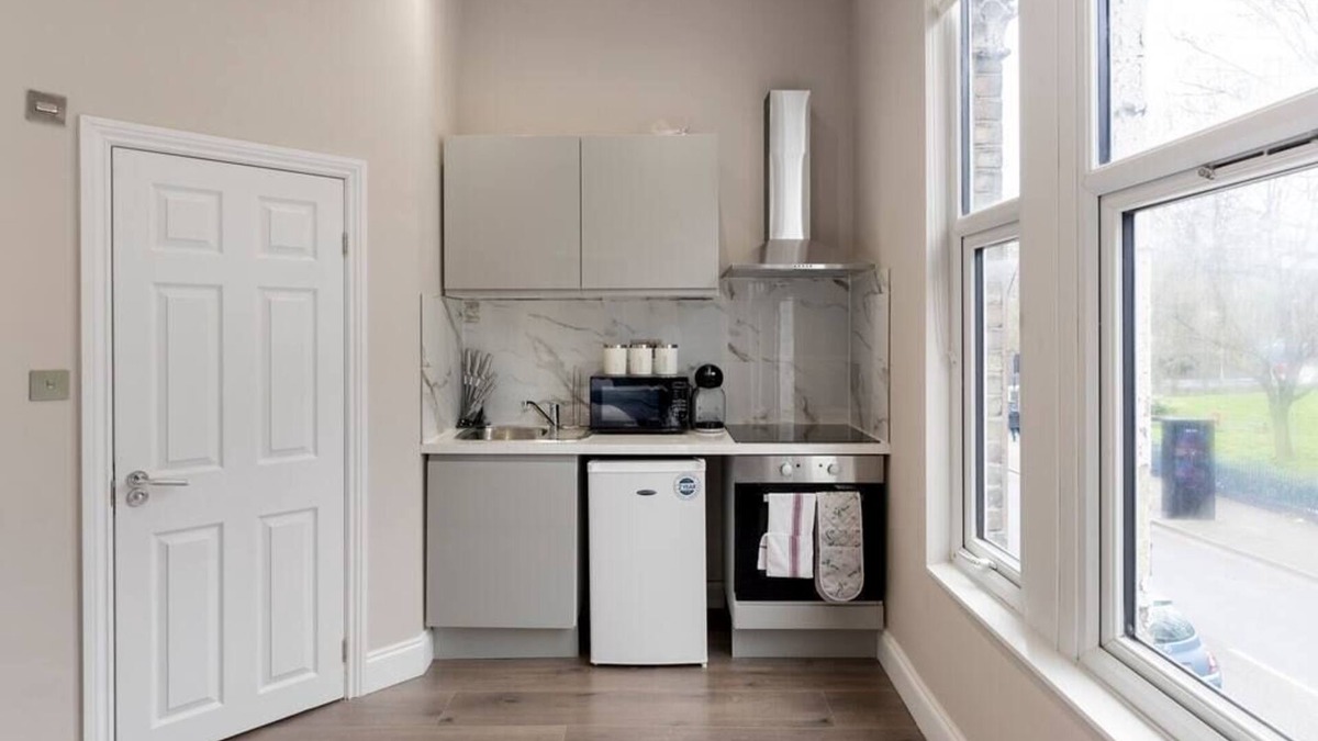 Seven Sisters Condo | Best Studio Staycation in Prime Location