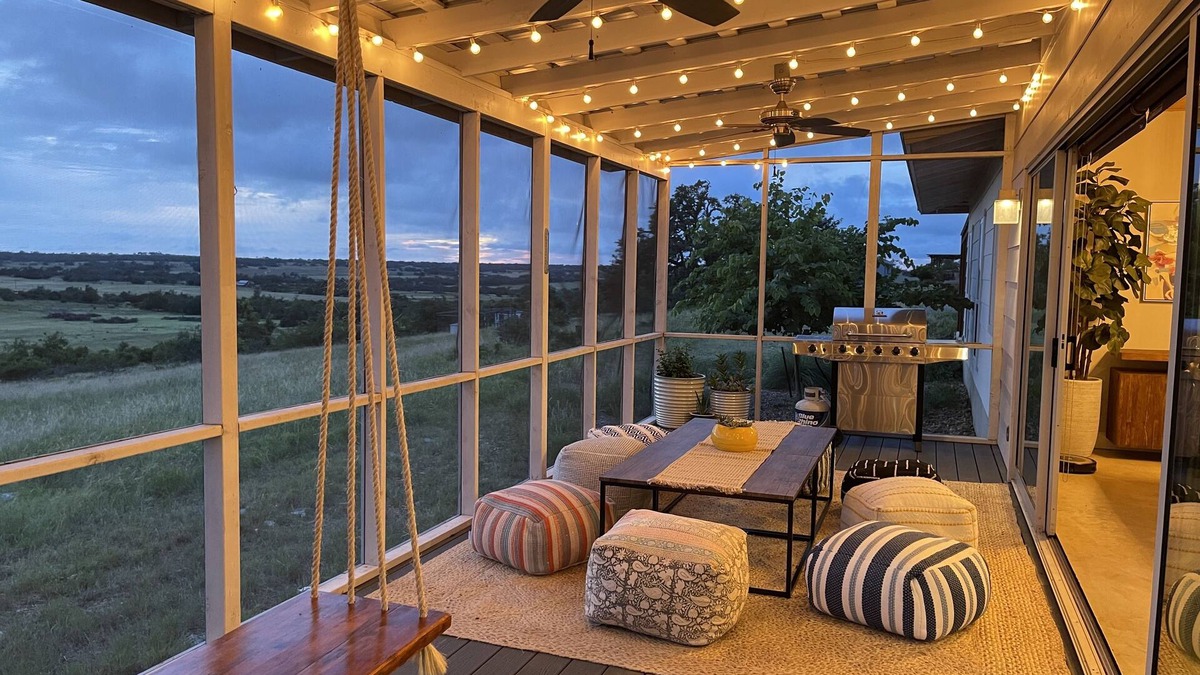 Fredericksburg House | Best sunset and stargazing patio, quiet and peaceful!