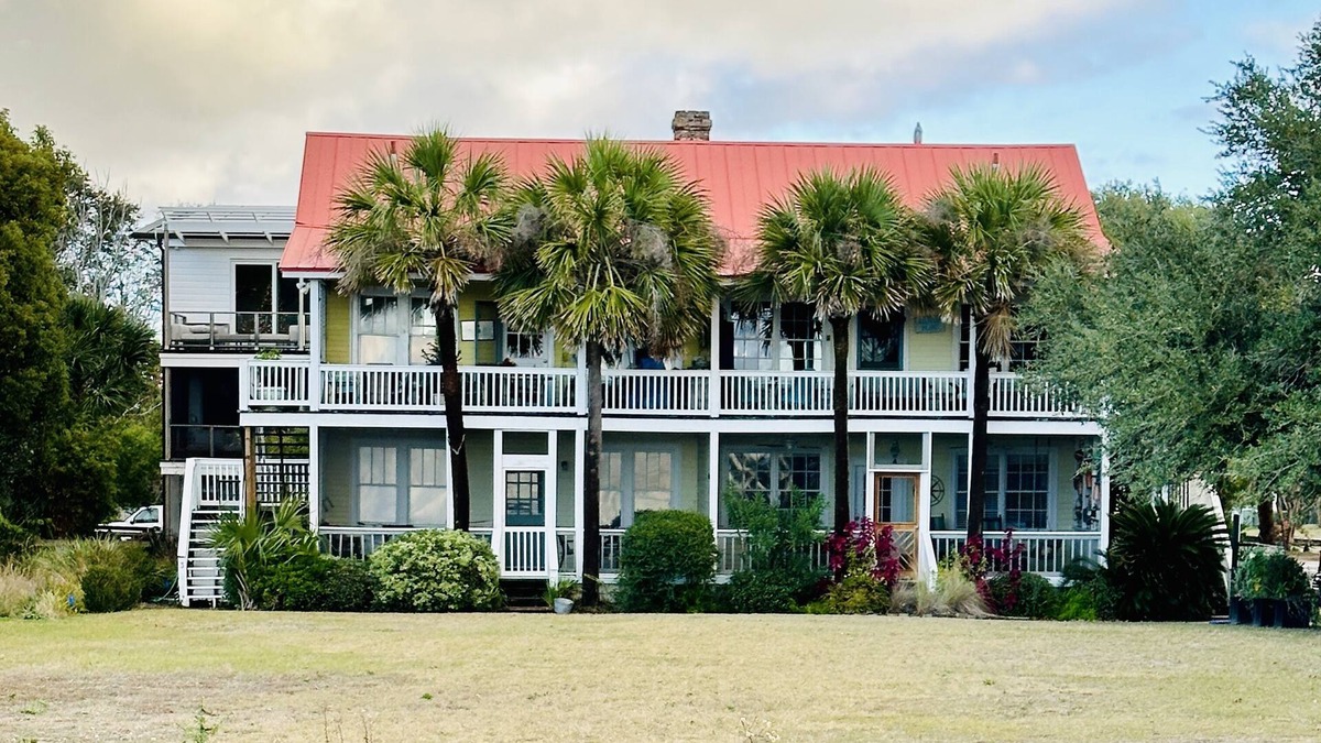 Sullivan's Island Condo | Best Sunsets on Sullivans- Beachfront- Top Floor