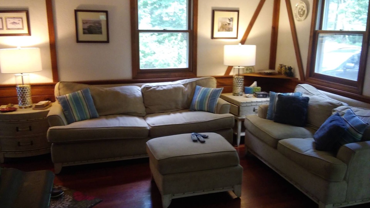 Bridgewater Ski Chalet | Best value on Newfound Lake NH 2 day min