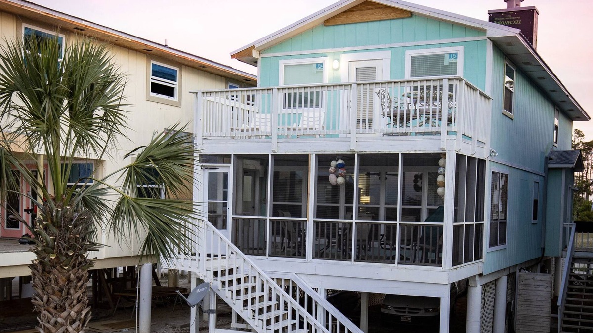 Cape San Blas House | Best value on the Cape! Located End of Boardwalk to Beach! Kayaks.