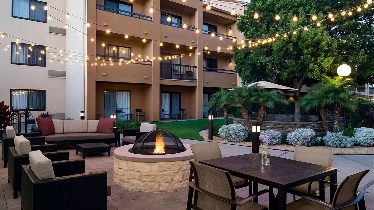 El Segundo Resort | Best Value, Quality Stay! Short Drive to Dockweiler State Beach, Pet-Friendly