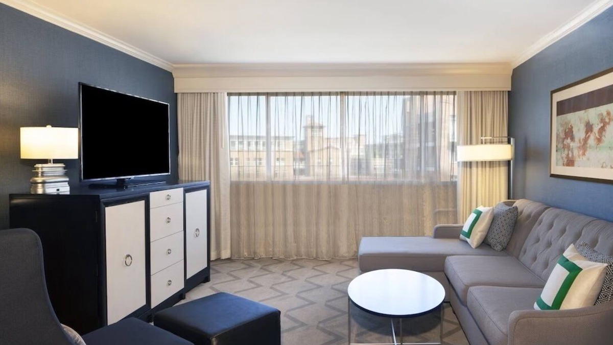 West End Hotel | Best Value, Quality Stay! 3 One Bedroom Suite Units, Pets Allowed!