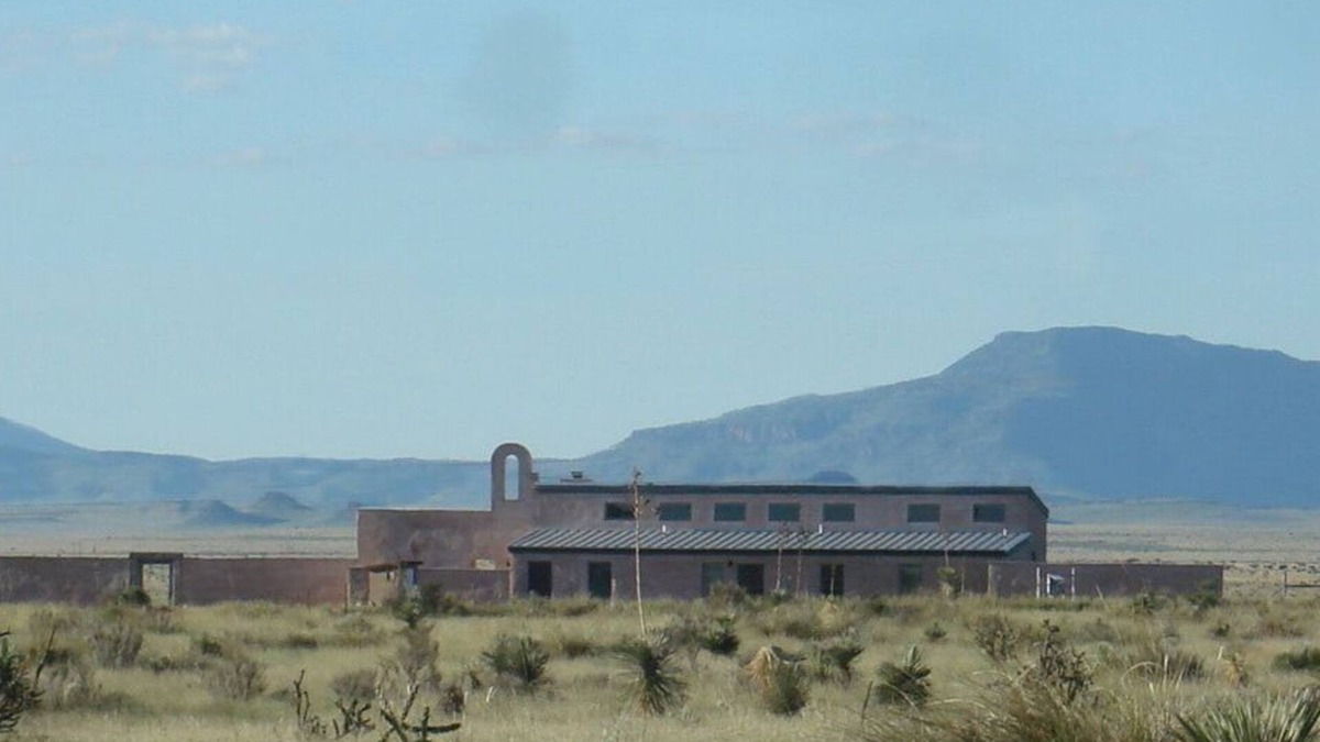 Marfa House | Best View in Marfa close to town!